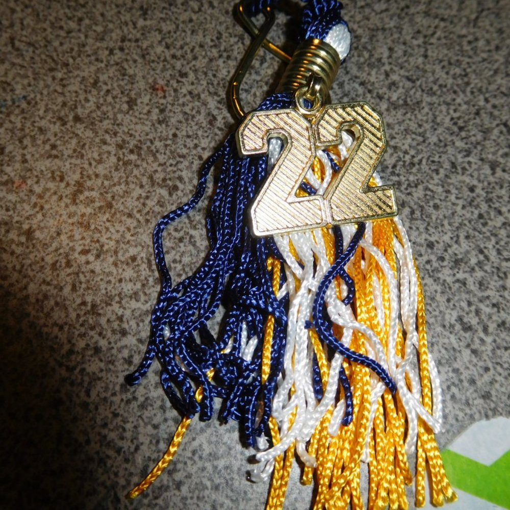 2022 MOTAR BOARD TASSLE GRADUATION WHITE YELLOW BLUE TASSLE SHORT 4" LARGE 22